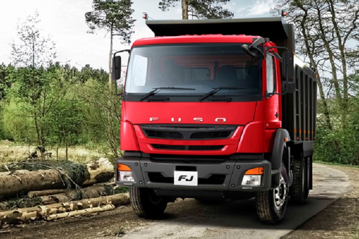 fuso fj truck at work