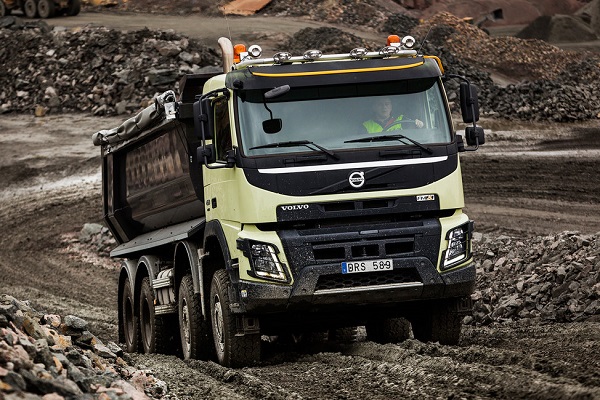 The tough Volvo FMX | Truck & Trailer